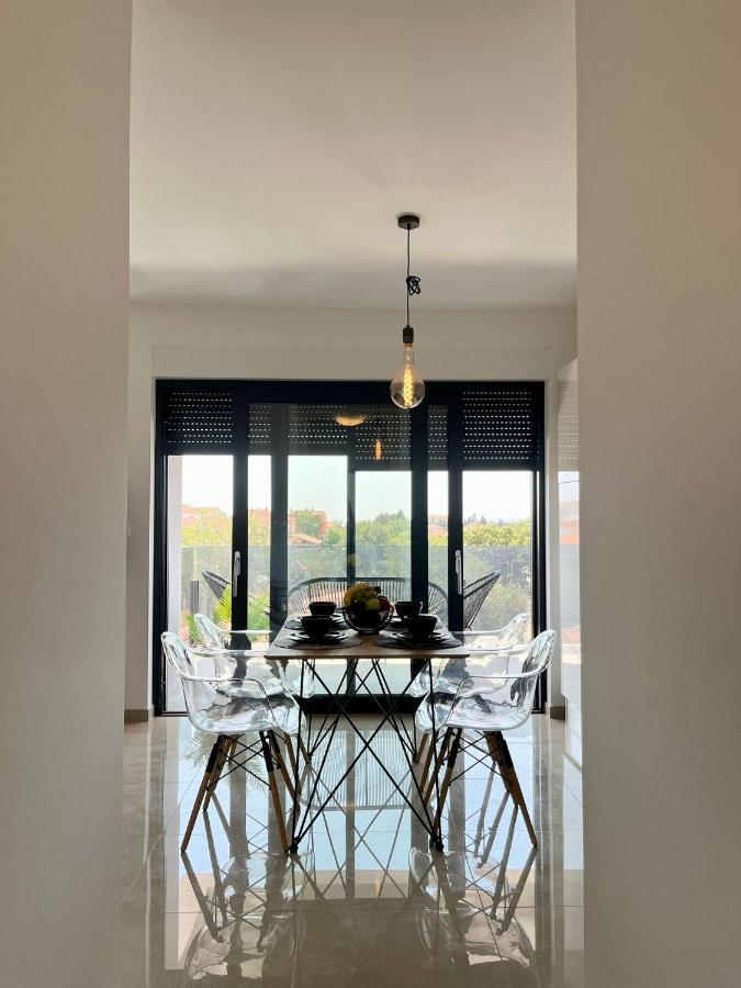 J&N Hill'S Residence With Swimming Pool Medulin Extérieur photo